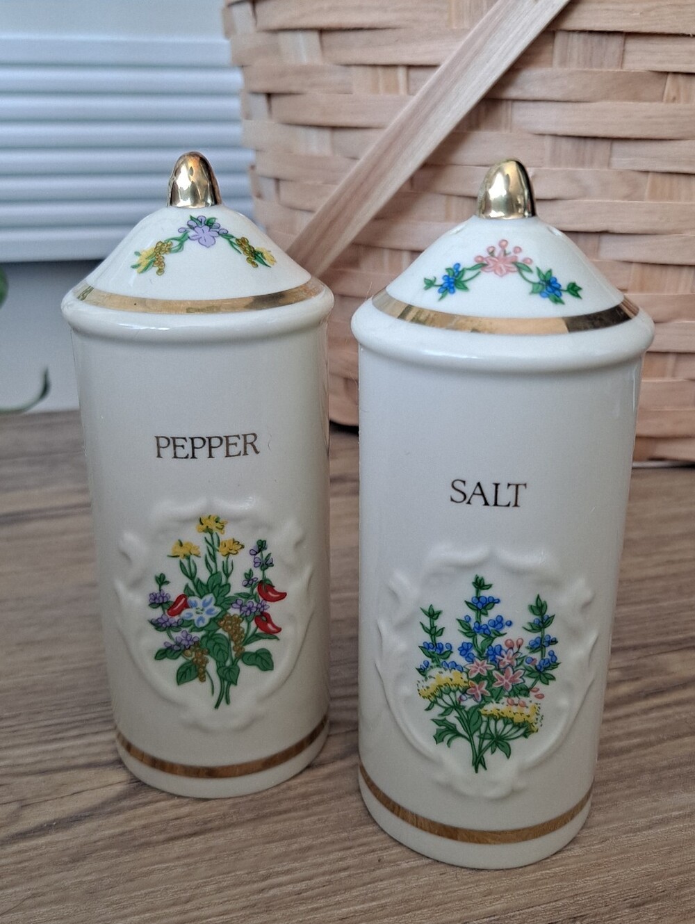 1994 Lenox Spice Garden Salt & Pepper Shakers
